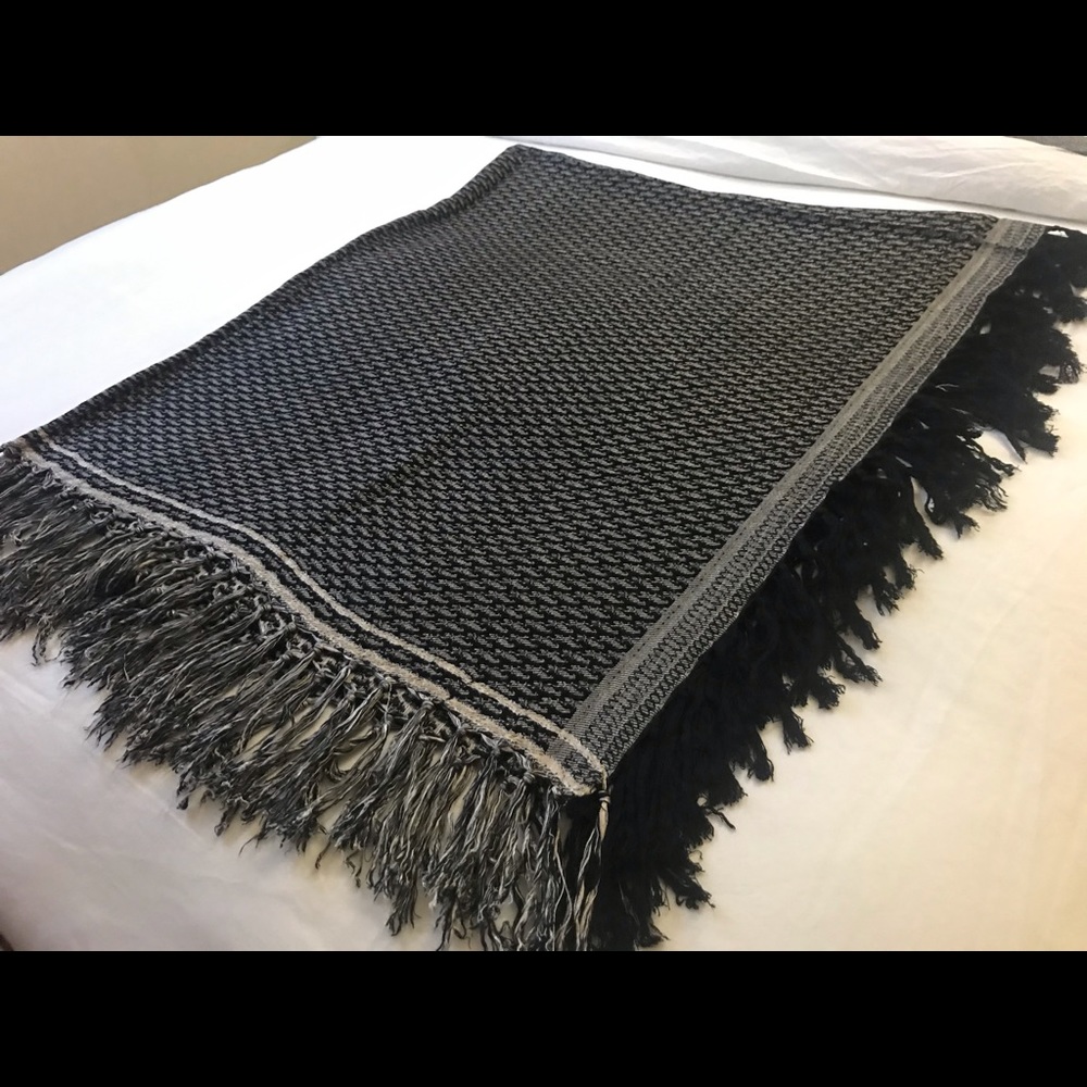 Zara pattern large black large scarf shawl
